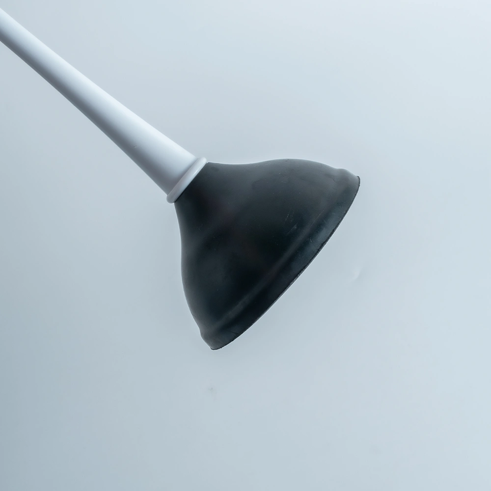 Toilet pump and toilet tool